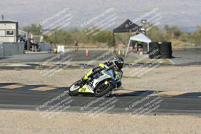 media/Nov-02-2025-CVMA (Sun) [[337aff29ab]]/Race 17-Amateur Supersport Middleweight/